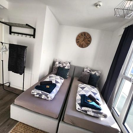 Modernes Apartment Mit Wifi, Aufzug & Kostenlos Parken El-Living アウグスブルク エクステリア 写真